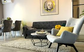 Glamour Apartment With Big, Private Terrace